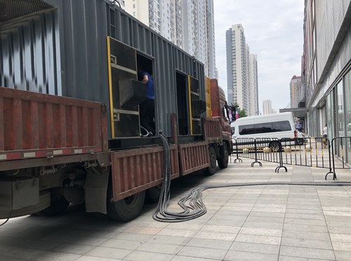 宣恩冷却液不足的情况下如何检查柴油发电机组？